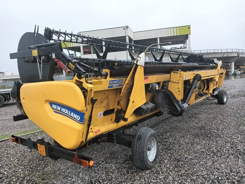 New Holland SOIA A TAPPETI FLEX 9 MT - Kombainu papildaprīkojums: foto 1 New Holland SOIA A TAPPETI FLEX 9 MT - Kombainu papildaprīkojums: foto 1