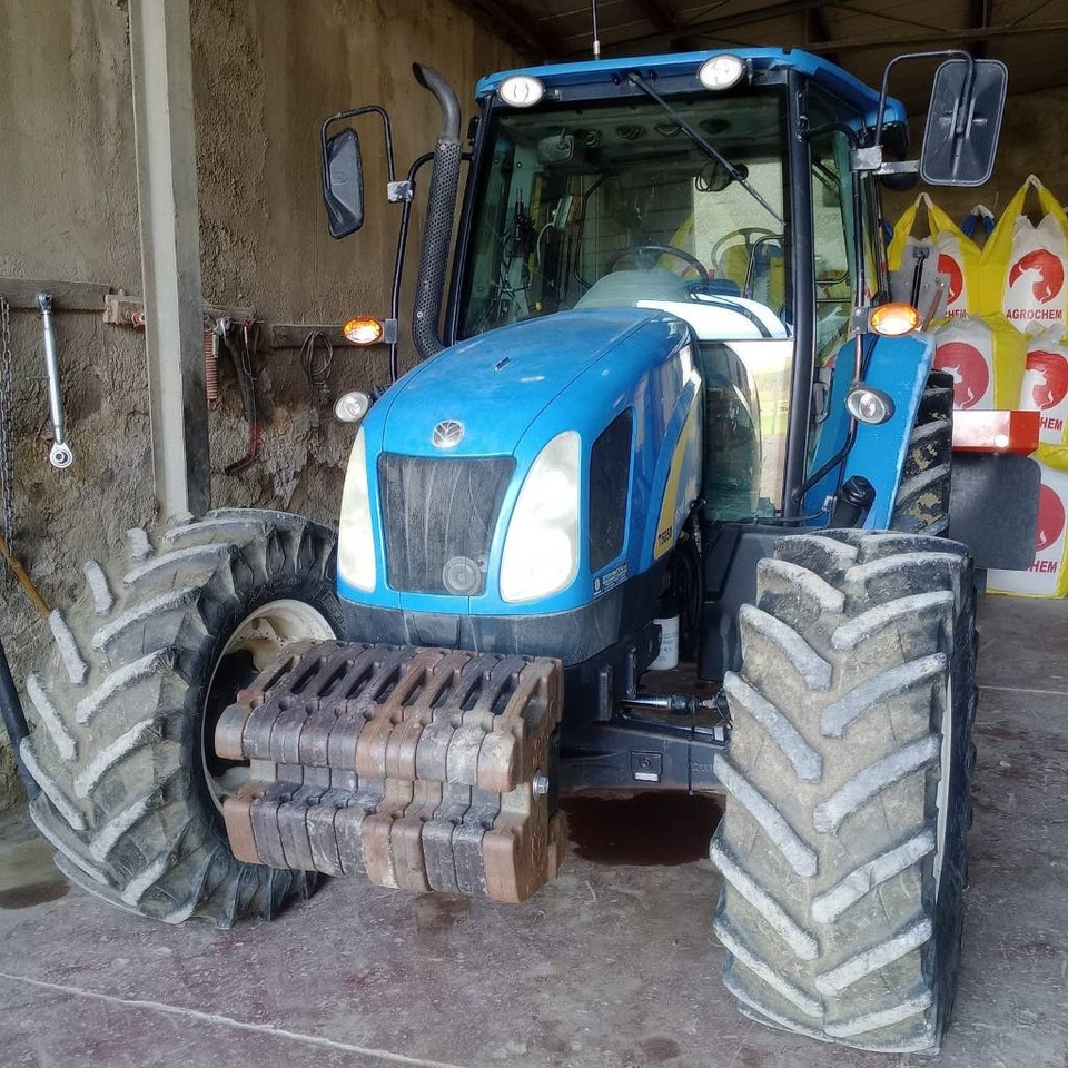 New Holland T 5050 - Traktors: foto 2 New Holland T 5050 - Traktors: foto 2