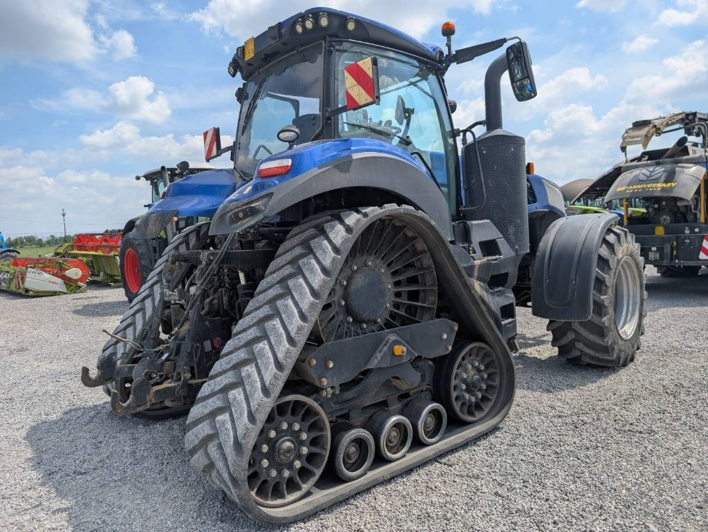 New Holland T 8.435 SMART TRACK  - Traktors: foto 4 New Holland T 8.435 SMART TRACK  - Traktors: foto 4