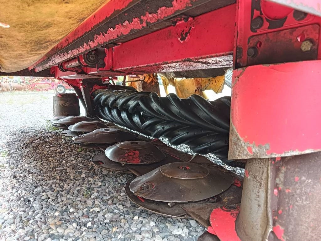 Pöttinger NOVACT 306 - Pļāvējs: foto 3 Pöttinger NOVACT 306 - Pļāvējs: foto 3