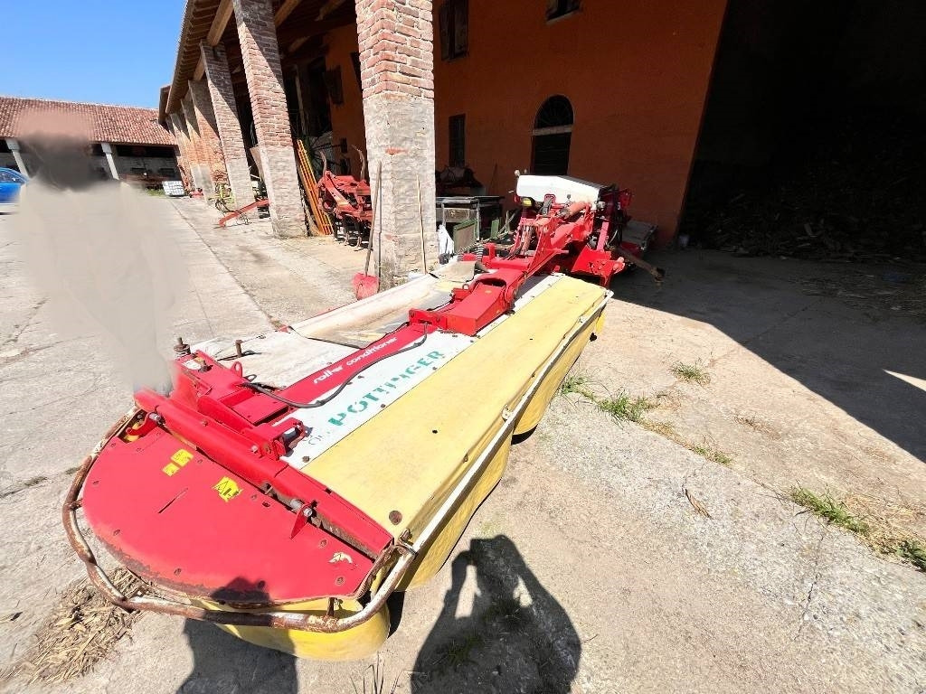 Pöttinger NOVACT X8 - Pļāvējs: foto 5 Pöttinger NOVACT X8 - Pļāvējs: foto 5