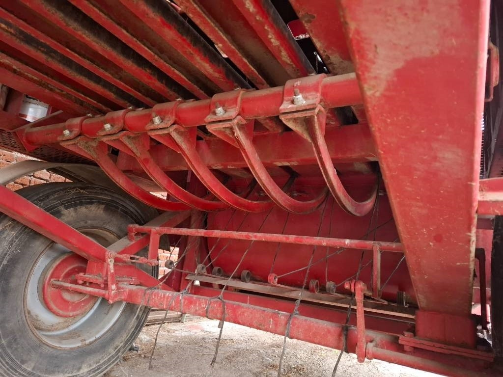 Supertino SP 60 120 - Rituļu prese: foto 5 Supertino SP 60 120 - Rituļu prese: foto 5