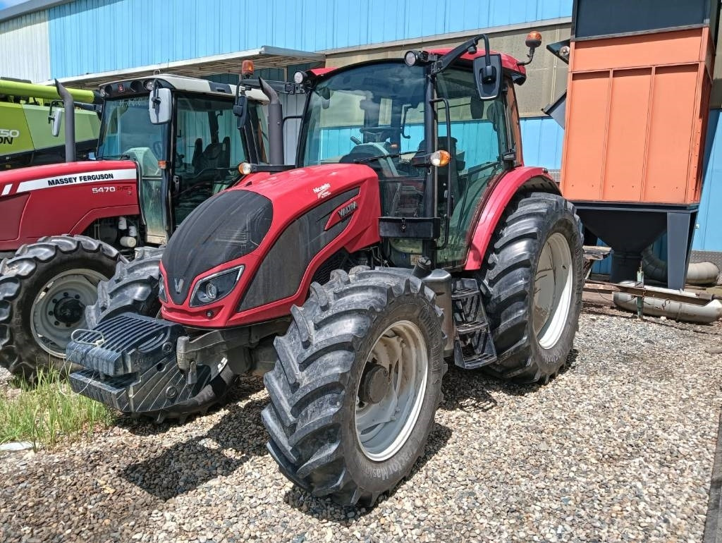 Valtra A 114 - Traktors: foto 3 Valtra A 114 - Traktors: foto 3