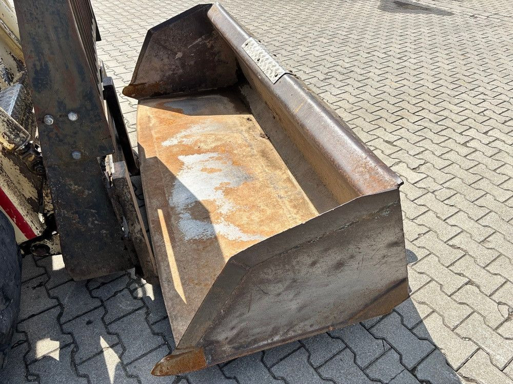 Bobcat 970 - Kompaktiekrāvējs: foto 4 Bobcat 970 - Kompaktiekrāvējs: foto 4