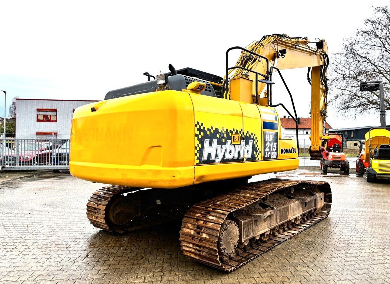 Komatsu HB215LC-3 - Kāpurķēžu ekskavators: foto 2 Komatsu HB215LC-3 - Kāpurķēžu ekskavators: foto 2