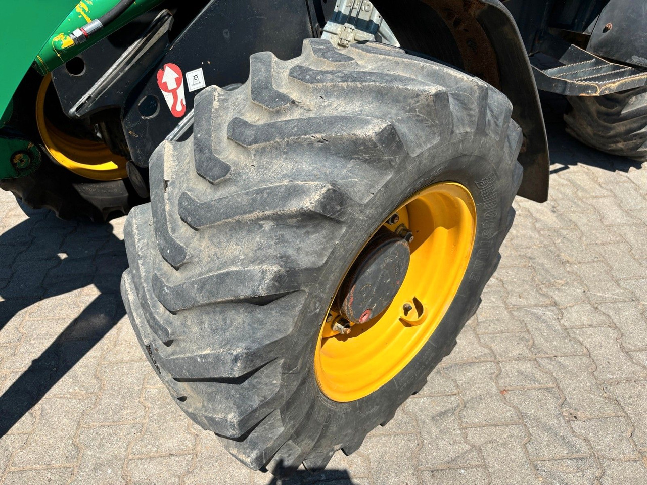 Komatsu WA70-5 - Riteņu iekrāvējs: foto 3 Komatsu WA70-5 - Riteņu iekrāvējs: foto 3