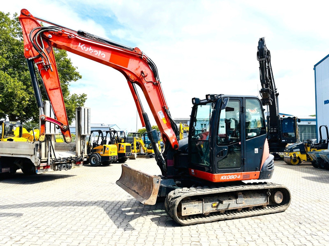 Kubota KX080-4 - Mini-ekskavators: foto 1 Kubota KX080-4 - Mini-ekskavators: foto 1
