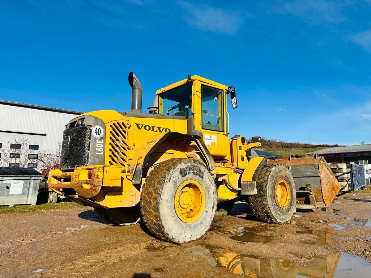 Volvo L60E - Riteņu iekrāvējs: foto 2 Volvo L60E - Riteņu iekrāvējs: foto 2
