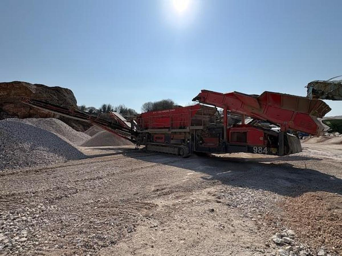 Terex Finlay 2015 Terex Finlay 984 - Sijātājs: foto 2 Terex Finlay 2015 Terex Finlay 984 - Sijātājs: foto 2