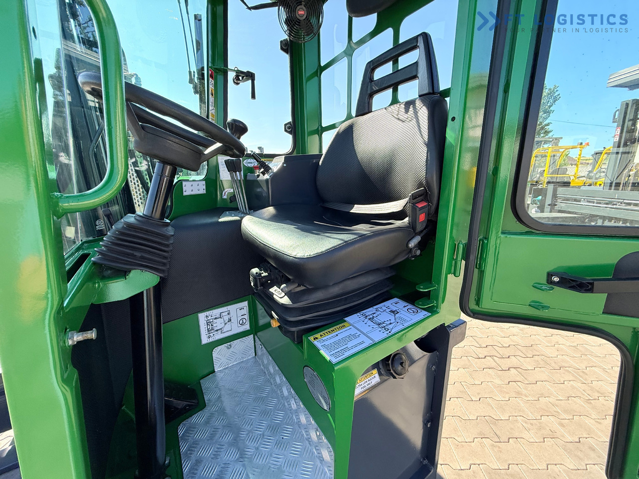 Četru pušu autokrāvējs COMBILIFT C3000 / DUPLEX - 4100MM / DIESEL / FREE LIFT / CABIN / LIKE NEW: foto 6