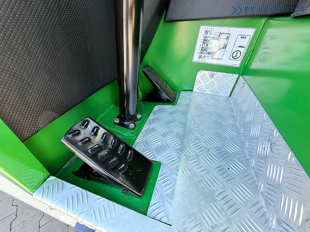 Četru pušu autokrāvējs COMBILIFT C3000 / DUPLEX - 4100MM / DIESEL / FREE LIFT / CABIN / LIKE NEW: foto 7