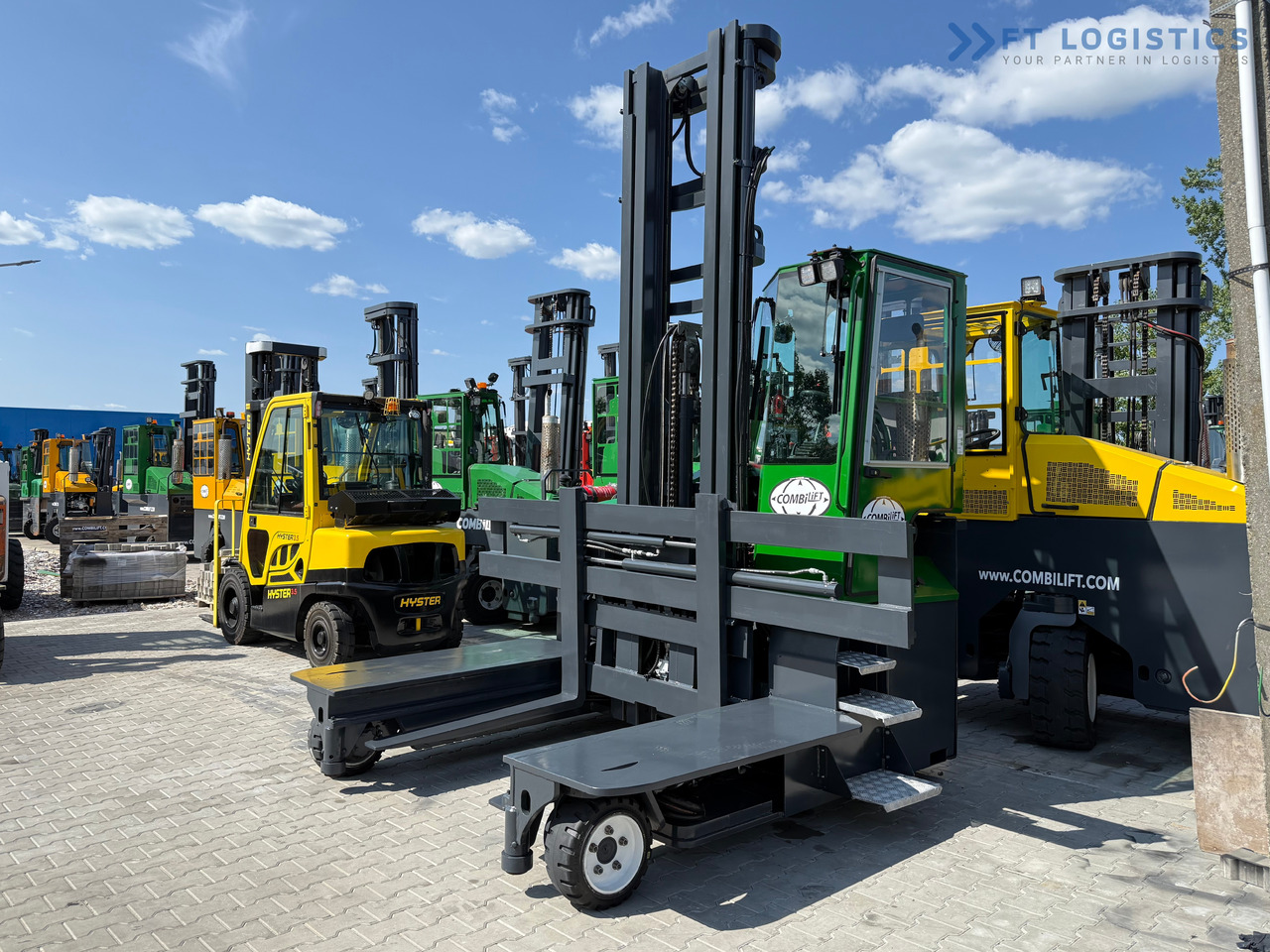 COMBILIFT C5000E / ELECTRIC / TRIPLEX 8300MM / FULL FREE LIFT / WIDE POSITIONER / FORK SIDESHIFT / BATTERY LIKE NEW - Četru pušu autokrāvējs: foto 1 COMBILIFT C5000E / ELECTRIC / TRIPLEX 8300MM / FULL FREE LIFT / WIDE POSITIONER / FORK SIDESHIFT / BATTERY LIKE NEW - Četru pušu autokrāvējs: foto 1