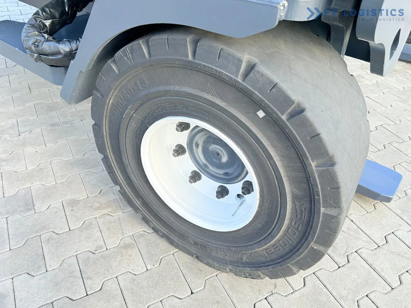 Combilift C14000 / LPG GAS / DUPLEX 3600MM / FREE LIFT / FORK POSITIONER / 1500MM FORKS / LIKE NEW C14000 / LPG GAS / DUPLEX 3600MM / FREE - Četru pušu autokrāvējs: foto 5 Combilift C14000 / LPG GAS / DUPLEX 3600MM / FREE LIFT / FORK POSITIONER / 1500MM FORKS / LIKE NEW C14000 / LPG GAS / DUPLEX 3600MM / FREE - Četru pušu autokrāvējs: foto 5