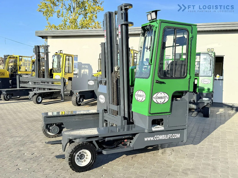 Combilift C4000 / DIESEL / DUPLEX 4100MM / FREE LIFT / SIDE SHIFT / FULL CABIN / EXCELLENT CONDITION / Wide range of four-way and side loa - Četru pušu autokrāvējs: foto 3 Combilift C4000 / DIESEL / DUPLEX 4100MM / FREE LIFT / SIDE SHIFT / FULL CABIN / EXCELLENT CONDITION / Wide range of four-way and side loa - Četru pušu autokrāvējs: foto 3