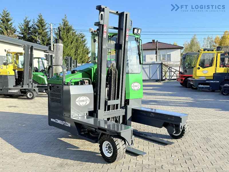 Combilift C4000 / DIESEL / DUPLEX 4100MM / FREE LIFT / SIDE SHIFT / FULL CABIN / EXCELLENT CONDITION / Wide range of four-way and side loa - Četru pušu autokrāvējs: foto 4 Combilift C4000 / DIESEL / DUPLEX 4100MM / FREE LIFT / SIDE SHIFT / FULL CABIN / EXCELLENT CONDITION / Wide range of four-way and side loa - Četru pušu autokrāvējs: foto 4