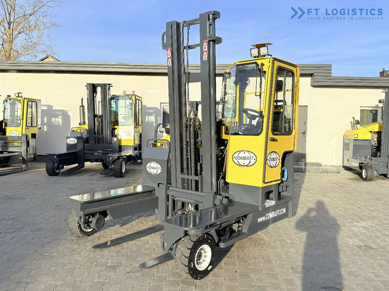 Combilift C4000 – LPG – DUPLEX 4600mm – FREE LIFT – SIDE SHIFT – EXCELLENT CONDITION Wide selection of four-way and side-loading forklifts - Četru pušu autokrāvējs: foto 1 Combilift C4000 – LPG – DUPLEX 4600mm – FREE LIFT – SIDE SHIFT – EXCELLENT CONDITION Wide selection of four-way and side-loading forklifts - Četru pušu autokrāvējs: foto 1