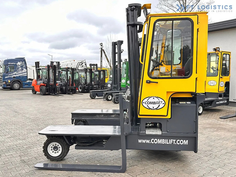 Combilift C4500 / DUPLEX / 4050MM / DIESEL / WIDE POSITIONER / FREE LIFT C4500 / DUPLEX / 4050MM / DIESEL / WIDE POSITIONER / FREE LIFT - Četru pušu autokrāvējs: foto 3 Combilift C4500 / DUPLEX / 4050MM / DIESEL / WIDE POSITIONER / FREE LIFT C4500 / DUPLEX / 4050MM / DIESEL / WIDE POSITIONER / FREE LIFT - Četru pušu autokrāvējs: foto 3