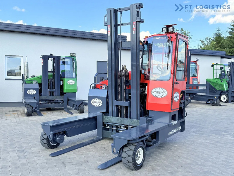 Combilift C4500 / GAS / DUPLEX - 4500MM / POSITIONER / FREE LIFT / FULL CABIN / ONLY 6178H / CONDITION - LIKE NEW! C4500 / GAS / DUPLEX - - Četru pušu autokrāvējs: foto 4 Combilift C4500 / GAS / DUPLEX - 4500MM / POSITIONER / FREE LIFT / FULL CABIN / ONLY 6178H / CONDITION - LIKE NEW! C4500 / GAS / DUPLEX - - Četru pušu autokrāvējs: foto 4