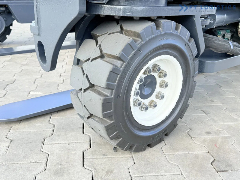 Combilift C4500 / GAS / DUPLEX - 4500MM / POSITIONER / FREE LIFT / FULL CABIN / ONLY 6178H / CONDITION - LIKE NEW! C4500 / GAS / DUPLEX - - Četru pušu autokrāvējs: foto 5 Combilift C4500 / GAS / DUPLEX - 4500MM / POSITIONER / FREE LIFT / FULL CABIN / ONLY 6178H / CONDITION - LIKE NEW! C4500 / GAS / DUPLEX - - Četru pušu autokrāvējs: foto 5