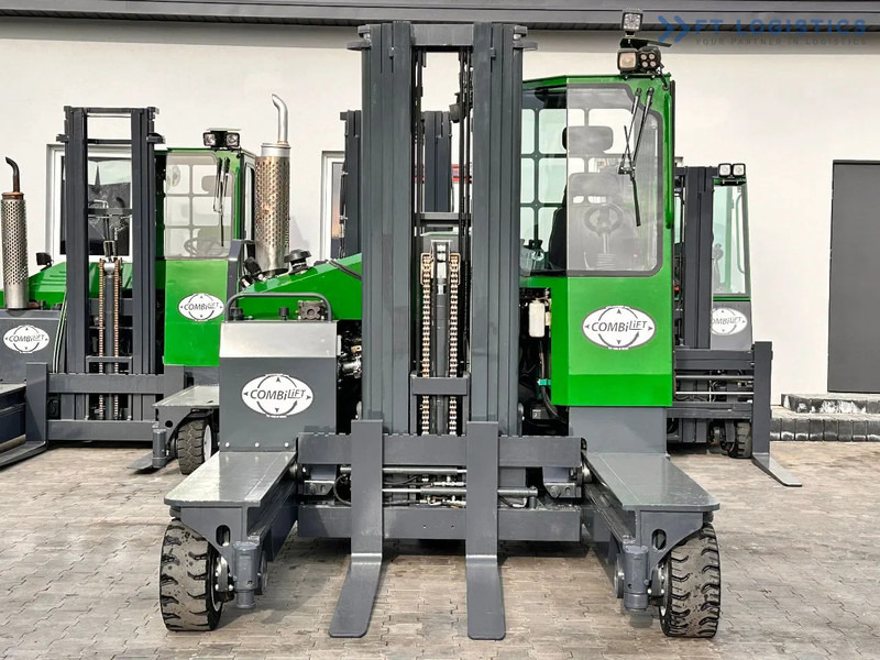 Combilift C4500 / LPG / TRIPLEX / 5500MM / FREE LIFT / HYDRAULIC FORK SHIFT / Like New C4500 / LPG / TRIPLEX / 5500MM / FREE LIFT / HYDRAU - Četru pušu autokrāvējs: foto 4 Combilift C4500 / LPG / TRIPLEX / 5500MM / FREE LIFT / HYDRAULIC FORK SHIFT / Like New C4500 / LPG / TRIPLEX / 5500MM / FREE LIFT / HYDRAU - Četru pušu autokrāvējs: foto 4