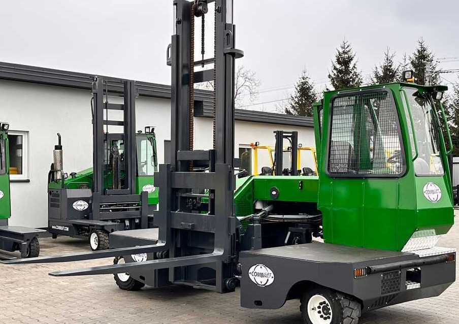 Combilift C5000SL / DIESEL / 4500MM / DUPLEX / CABIN / PLATFORMS / LIKE NEW - Četru pušu autokrāvējs: foto 1 Combilift C5000SL / DIESEL / 4500MM / DUPLEX / CABIN / PLATFORMS / LIKE NEW - Četru pušu autokrāvējs: foto 1