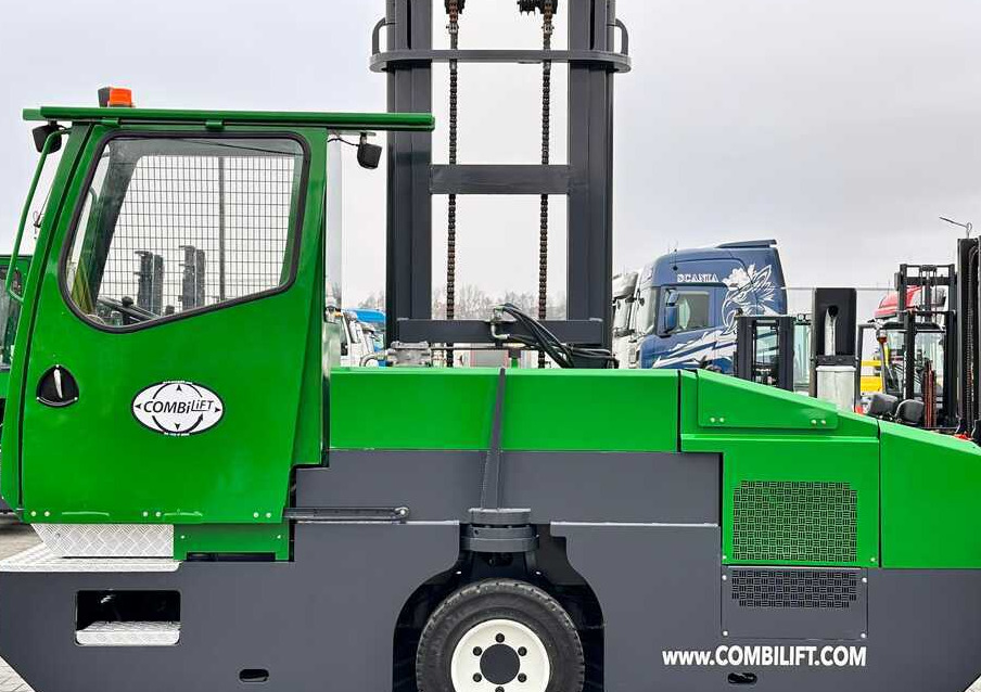 Combilift C5000SL / DIESEL / 4500MM / DUPLEX / CABIN / PLATFORMS / LIKE NEW - Sānu autokrāvējs: foto 3 Combilift C5000SL / DIESEL / 4500MM / DUPLEX / CABIN / PLATFORMS / LIKE NEW - Sānu autokrāvējs: foto 3