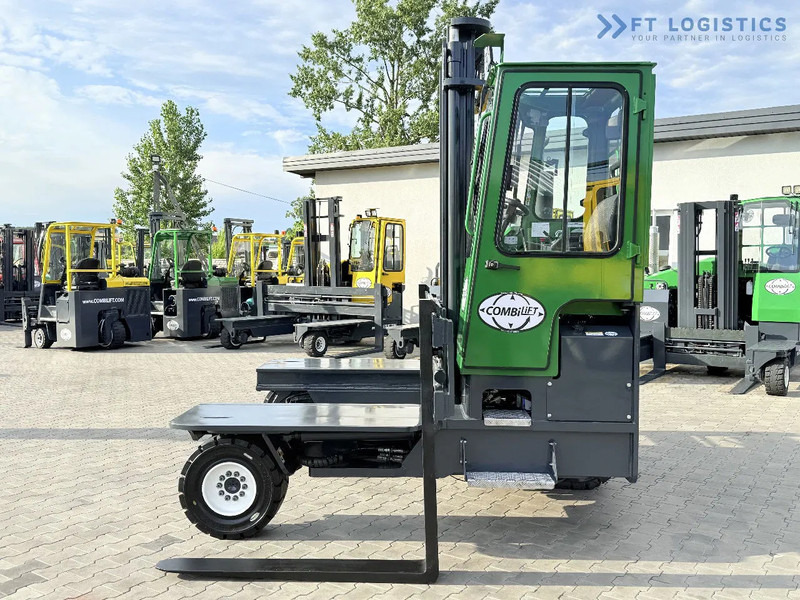 Combilift C5000XL / DIESEL / DUPLEX - 4000MM / WIDE FORK POSITIONER 3350MM / FULL HEATED CABIN / ONLY 6453H / CONDITION - LIKE NEW! C5000X - Četru pušu autokrāvējs: foto 4 Combilift C5000XL / DIESEL / DUPLEX - 4000MM / WIDE FORK POSITIONER 3350MM / FULL HEATED CABIN / ONLY 6453H / CONDITION - LIKE NEW! C5000X - Četru pušu autokrāvējs: foto 4
