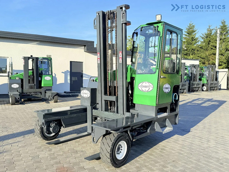 Combilift C5000XL / GAS / DUPLEX 4000 / POSITIONER / FULL CABIN / LIKE NEW C5000XL / GAS / DUPLEX 4000 / POSITIONER / FULL CABIN / LIKE NE - Četru pušu autokrāvējs: foto 2 Combilift C5000XL / GAS / DUPLEX 4000 / POSITIONER / FULL CABIN / LIKE NEW C5000XL / GAS / DUPLEX 4000 / POSITIONER / FULL CABIN / LIKE NE - Četru pušu autokrāvējs: foto 2
