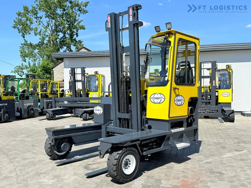 Combilift C5000XL / GAS / DUPLEX / 4500MM / FREE LIFT / SIDESHIFT / FORK POSITIONER / XL CABIN / NEW TYRES C5000XL / GAS / DUPLEX / 4500MM - Četru pušu autokrāvējs: foto 1 Combilift C5000XL / GAS / DUPLEX / 4500MM / FREE LIFT / SIDESHIFT / FORK POSITIONER / XL CABIN / NEW TYRES C5000XL / GAS / DUPLEX / 4500MM - Četru pušu autokrāvējs: foto 1