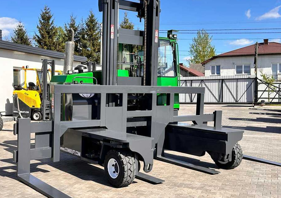Combilift C8000 / DIESEL / 4600MM / DUPLEX / POSITIONER 5000MM / KUBOTA / EXCELLENT CONDITION - Četru pušu autokrāvējs: foto 5 Combilift C8000 / DIESEL / 4600MM / DUPLEX / POSITIONER 5000MM / KUBOTA / EXCELLENT CONDITION - Četru pušu autokrāvējs: foto 5