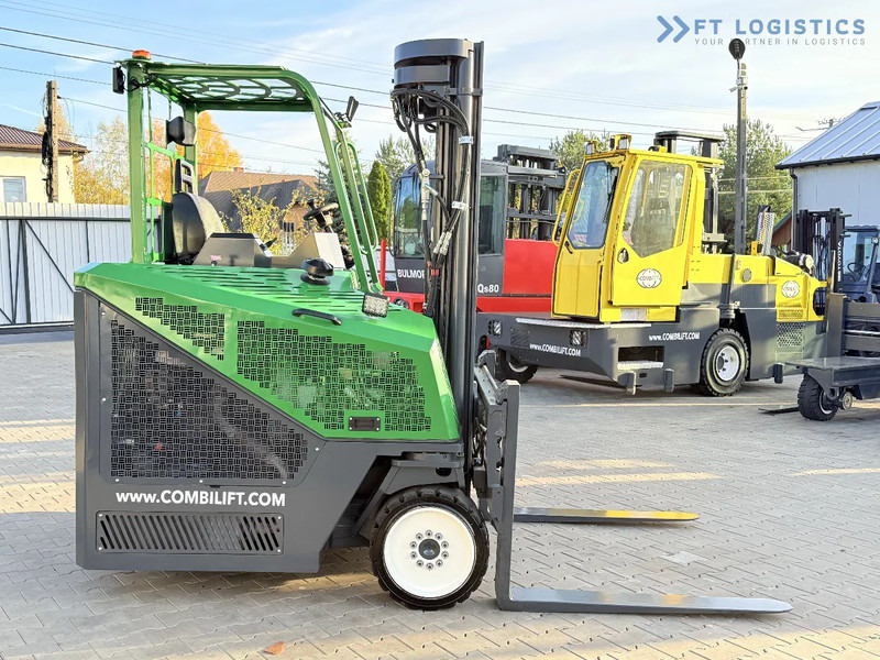 Combilift CB4000 / GAS / TRIPLEX 5200MM / FREE LIFT / FORK POSITIONER / SIDE SHIFT / EXCELLENT CONDITION / Wide range of four-way and side - Četru pušu autokrāvējs: foto 5 Combilift CB4000 / GAS / TRIPLEX 5200MM / FREE LIFT / FORK POSITIONER / SIDE SHIFT / EXCELLENT CONDITION / Wide range of four-way and side - Četru pušu autokrāvējs: foto 5