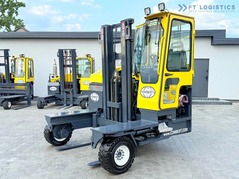 Combilift COMBILIFT C3000XL LARGE CABIN – DUPLEX 3200mm – Year 2015 – LPG – FREE LIFT – SIDESHIFT – CONDITION 5/5 COMBILIFT C3000XL LARGE - Četru pušu autokrāvējs: foto 1 Combilift COMBILIFT C3000XL LARGE CABIN – DUPLEX 3200mm – Year 2015 – LPG – FREE LIFT – SIDESHIFT – CONDITION 5/5 COMBILIFT C3000XL LARGE - Četru pušu autokrāvējs: foto 1