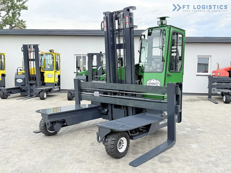 Combilift Combilift C4500 / DIESEL / DUPLEX 4000MM / WIDE FORK POSITIONER / HEATING / FULL CABIN / PERFECT CONDITION / Wide range of four- - Četru pušu autokrāvējs: foto 3 Combilift Combilift C4500 / DIESEL / DUPLEX 4000MM / WIDE FORK POSITIONER / HEATING / FULL CABIN / PERFECT CONDITION / Wide range of four- - Četru pušu autokrāvējs: foto 3
