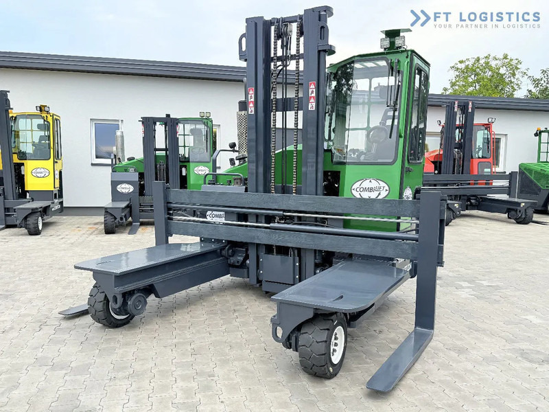 Combilift Combilift C4500 / DIESEL / DUPLEX 4000MM / WIDE FORK POSITIONER / HEATING / FULL CABIN / PERFECT CONDITION / Wide range of four- - Četru pušu autokrāvējs: foto 1 Combilift Combilift C4500 / DIESEL / DUPLEX 4000MM / WIDE FORK POSITIONER / HEATING / FULL CABIN / PERFECT CONDITION / Wide range of four- - Četru pušu autokrāvējs: foto 1