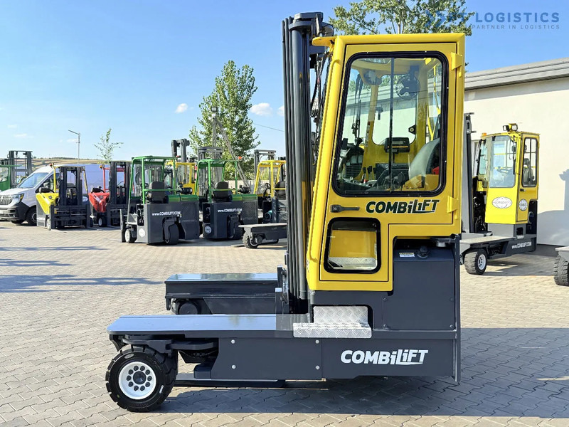 Combilift Combilift C5000 / DIESEL / TRIPLEX 6000MM / FREE LIFT / FORK POSITIONER / BUILT-IN SCALE / HEATING / FULL CABIN / PERFECT CONDIT - Četru pušu autokrāvējs: foto 4 Combilift Combilift C5000 / DIESEL / TRIPLEX 6000MM / FREE LIFT / FORK POSITIONER / BUILT-IN SCALE / HEATING / FULL CABIN / PERFECT CONDIT - Četru pušu autokrāvējs: foto 4