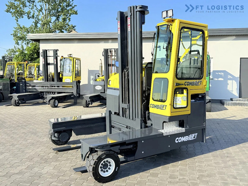 Combilift Combilift C5000 / DIESEL / TRIPLEX 6000MM / FREE LIFT / FORK POSITIONER / BUILT-IN SCALE / HEATING / FULL CABIN / PERFECT CONDIT - Četru pušu autokrāvējs: foto 2 Combilift Combilift C5000 / DIESEL / TRIPLEX 6000MM / FREE LIFT / FORK POSITIONER / BUILT-IN SCALE / HEATING / FULL CABIN / PERFECT CONDIT - Četru pušu autokrāvējs: foto 2