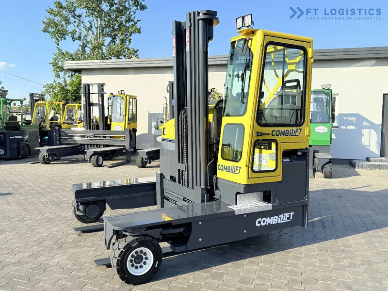 Combilift Combilift C5000 / DIESEL / TRIPLEX 6000MM / FREE LIFT / FORK POSITIONER / BUILT-IN SCALE / HEATING / FULL CABIN / PERFECT CONDIT - Četru pušu autokrāvējs: foto 5 Combilift Combilift C5000 / DIESEL / TRIPLEX 6000MM / FREE LIFT / FORK POSITIONER / BUILT-IN SCALE / HEATING / FULL CABIN / PERFECT CONDIT - Četru pušu autokrāvējs: foto 5