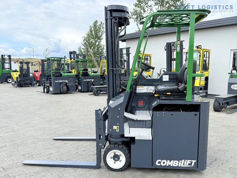 Combilift Combilift CBE2500 / TRIPLEX / 5500MM / FREE LIFT / ELECTRIC DRIVE / ONLY 2300 MTH / FORK POSITIONER / SIDE SHIFT / NEW TYRES / L - Četru pušu autokrāvējs: foto 3 Combilift Combilift CBE2500 / TRIPLEX / 5500MM / FREE LIFT / ELECTRIC DRIVE / ONLY 2300 MTH / FORK POSITIONER / SIDE SHIFT / NEW TYRES / L - Četru pušu autokrāvējs: foto 3