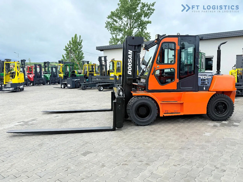 Doosan DOOSAN / DUPLEX 3000MM / SIDE SHIFT / FORK POSITIONER / 2500MM FORKS / 7000KG / CABIN / LIKE NEW DOOSAN / DUPLEX 3000MM / SIDE S - Dīzeļiekrāvējs: foto 2 Doosan DOOSAN / DUPLEX 3000MM / SIDE SHIFT / FORK POSITIONER / 2500MM FORKS / 7000KG / CABIN / LIKE NEW DOOSAN / DUPLEX 3000MM / SIDE S - Dīzeļiekrāvējs: foto 2