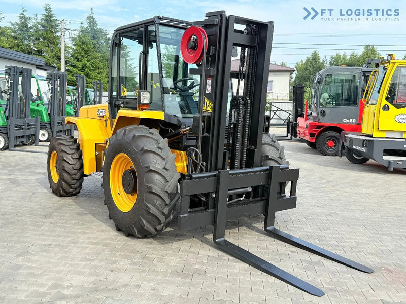 JCB 940 / DIESEL / TRIPLEX 4500MM / FORK POSITIONER / SIDE SHIFT / 4T / NEW TYRES / LIKE NEW 940 / DIESEL / TRIPLEX 4500MM / FORK PO - Bezceļu autokrāvējs: foto 5 JCB 940 / DIESEL / TRIPLEX 4500MM / FORK POSITIONER / SIDE SHIFT / 4T / NEW TYRES / LIKE NEW 940 / DIESEL / TRIPLEX 4500MM / FORK PO - Bezceļu autokrāvējs: foto 5