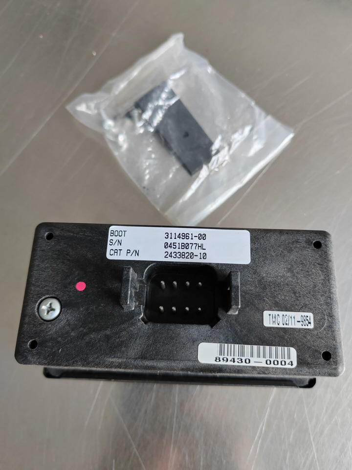 CATERPILLAR 243-3820 - Elektroniskais vadības bloks (ECU) - Ekskavators: foto 1 CATERPILLAR 243-3820 - Elektroniskais vadības bloks (ECU) - Ekskavators: foto 1