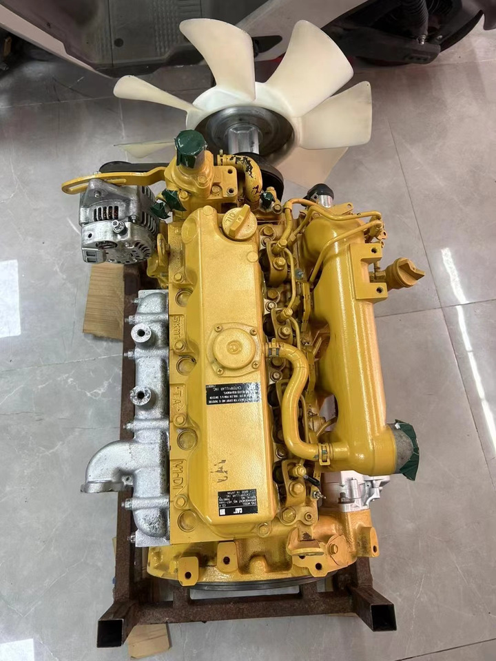 CATERPILLAR C2.4 - Dzinējs - Kāpurķēžu ekskavators: foto 2 CATERPILLAR C2.4 - Dzinējs - Kāpurķēžu ekskavators: foto 2