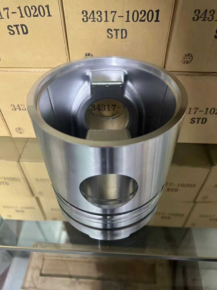CUMMINS 3017349 - Virzuļi/ Gredzeni/ Bukse - Ekskavators: foto 2 CUMMINS 3017349 - Virzuļi/ Gredzeni/ Bukse - Ekskavators: foto 2