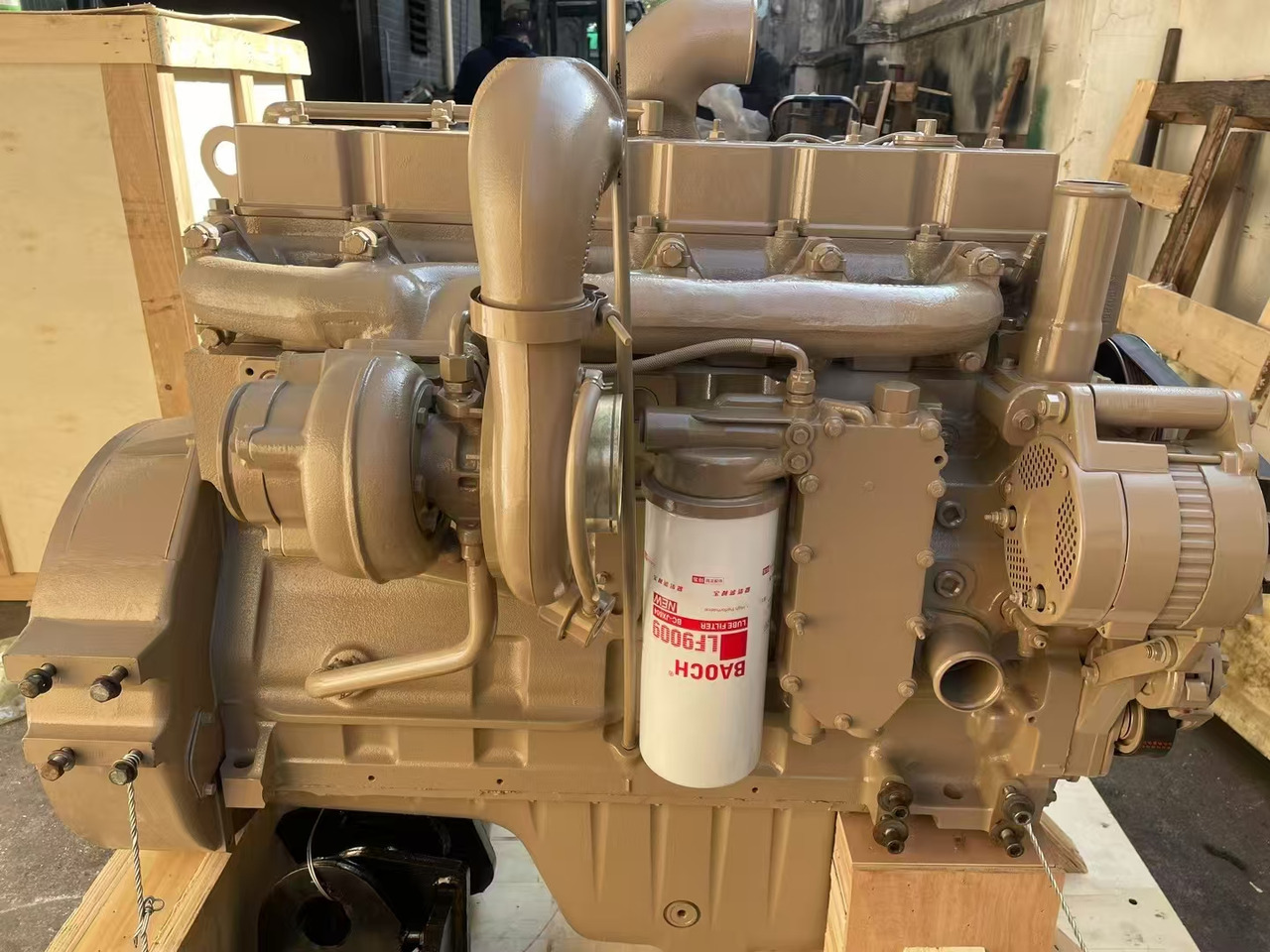 CUMMINS 6BT8.3 - Dzinējs - Ekskavators: foto 1 CUMMINS 6BT8.3 - Dzinējs - Ekskavators: foto 1