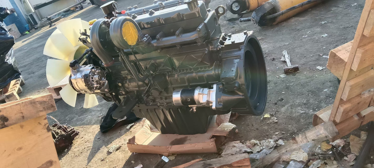 DOOSAN DB58TIS - Dzinējs - Ekskavators: foto 1 DOOSAN DB58TIS - Dzinējs - Ekskavators: foto 1