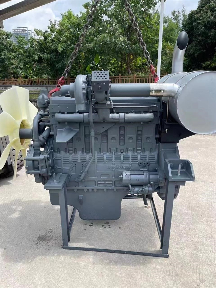 DOOSAN DE12TIS - Dzinējs - Ekskavators: foto 2 DOOSAN DE12TIS - Dzinējs - Ekskavators: foto 2