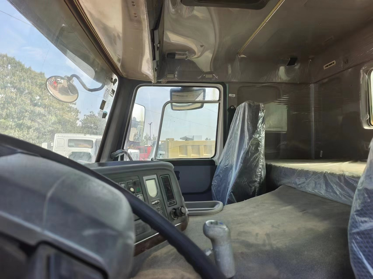 HOWO 6×4 ,20 cubic meters - Autocisterna: foto 3 HOWO 6×4 ,20 cubic meters - Autocisterna: foto 3