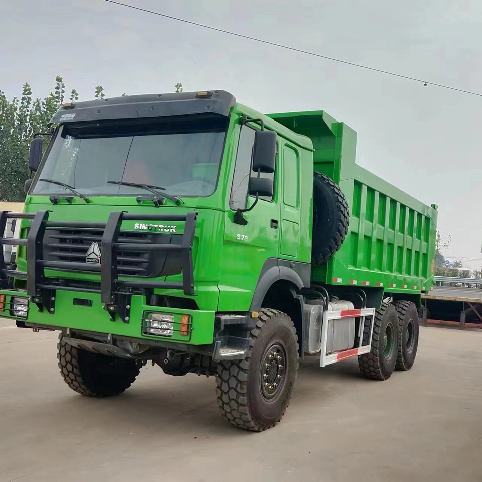 HOWO 6*6 dump truck - Kravas automašīna pašizgāzējs: foto 2 HOWO 6*6 dump truck - Kravas automašīna pašizgāzējs: foto 2