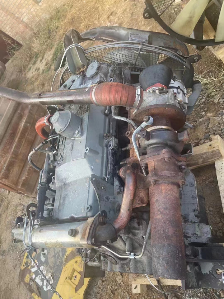 ISUZU 4HK1 - Dzinējs - Ekskavators: foto 1 ISUZU 4HK1 - Dzinējs - Ekskavators: foto 1