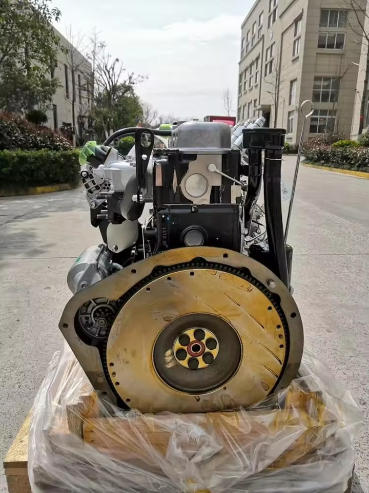 ISUZU C240 - Dzinējs - Celtniecības tehnika: foto 5 ISUZU C240 - Dzinējs - Celtniecības tehnika: foto 5